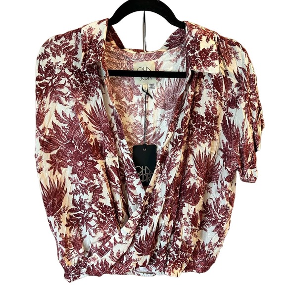 Chaser Tops - Chaser Women's Red Heirloom Surplice Rolled Short Sleeve Blouse Top Size Medium